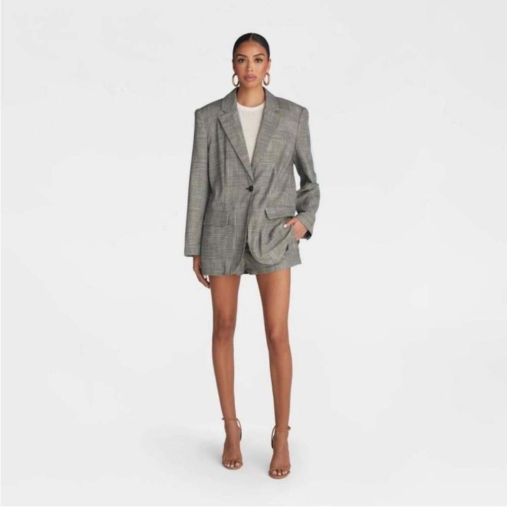 Women's Gray Plaid Blazer from Kalana, Barfield Brown. The deconstructed blazer.